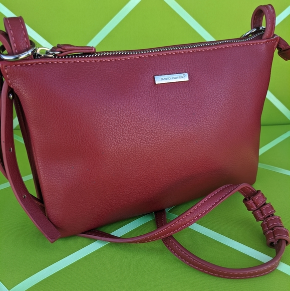 David Jones Paris Leather Crossbody Bag - Picture 1 of 9